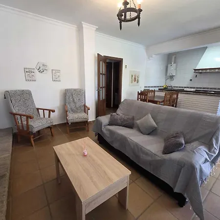 Chalet Junto A La Playa Con Piscina Privada.