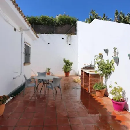 Junto A La Playa Con Piscina Privada.